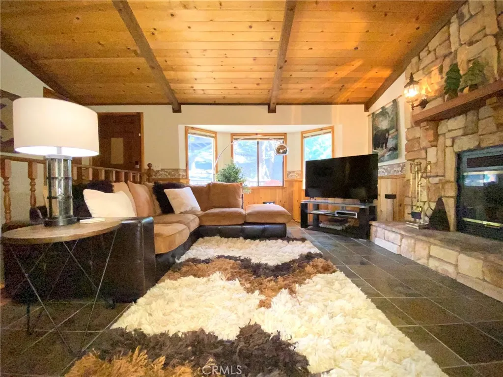 43133 Moonridge Rd, Big Bear, California 92315 home-pic-23